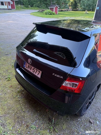 Skoda Fabia 1,2 TSI 90 Monte Carlo 2017, photo 4/9