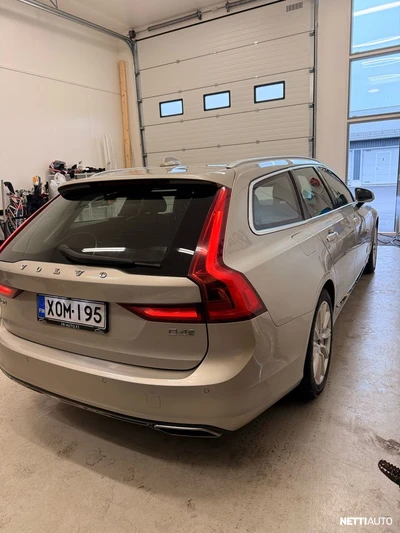 Volvo V90 D4 Business Inscription aut 2018, photo 6/23