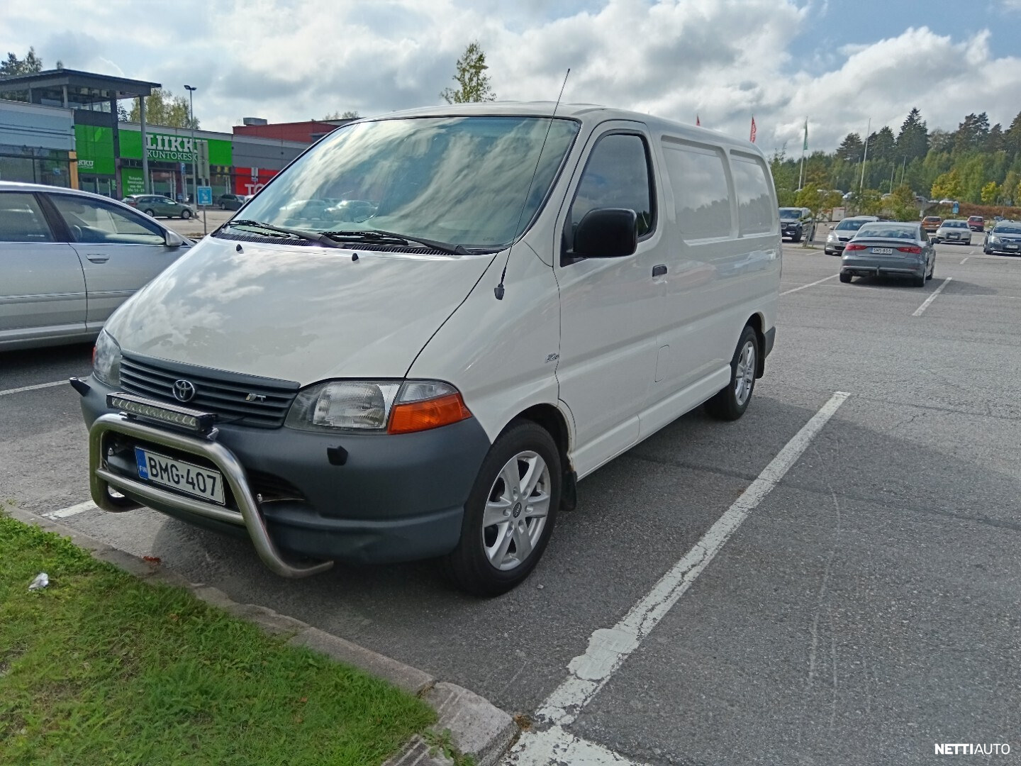 Toyota Hiace