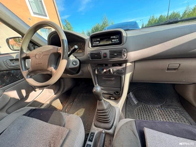 Toyota Corolla 1998, photo 4/4