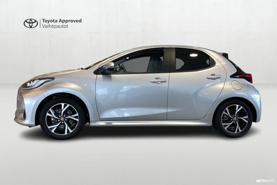 Toyota Yaris 2025, photo 2/22