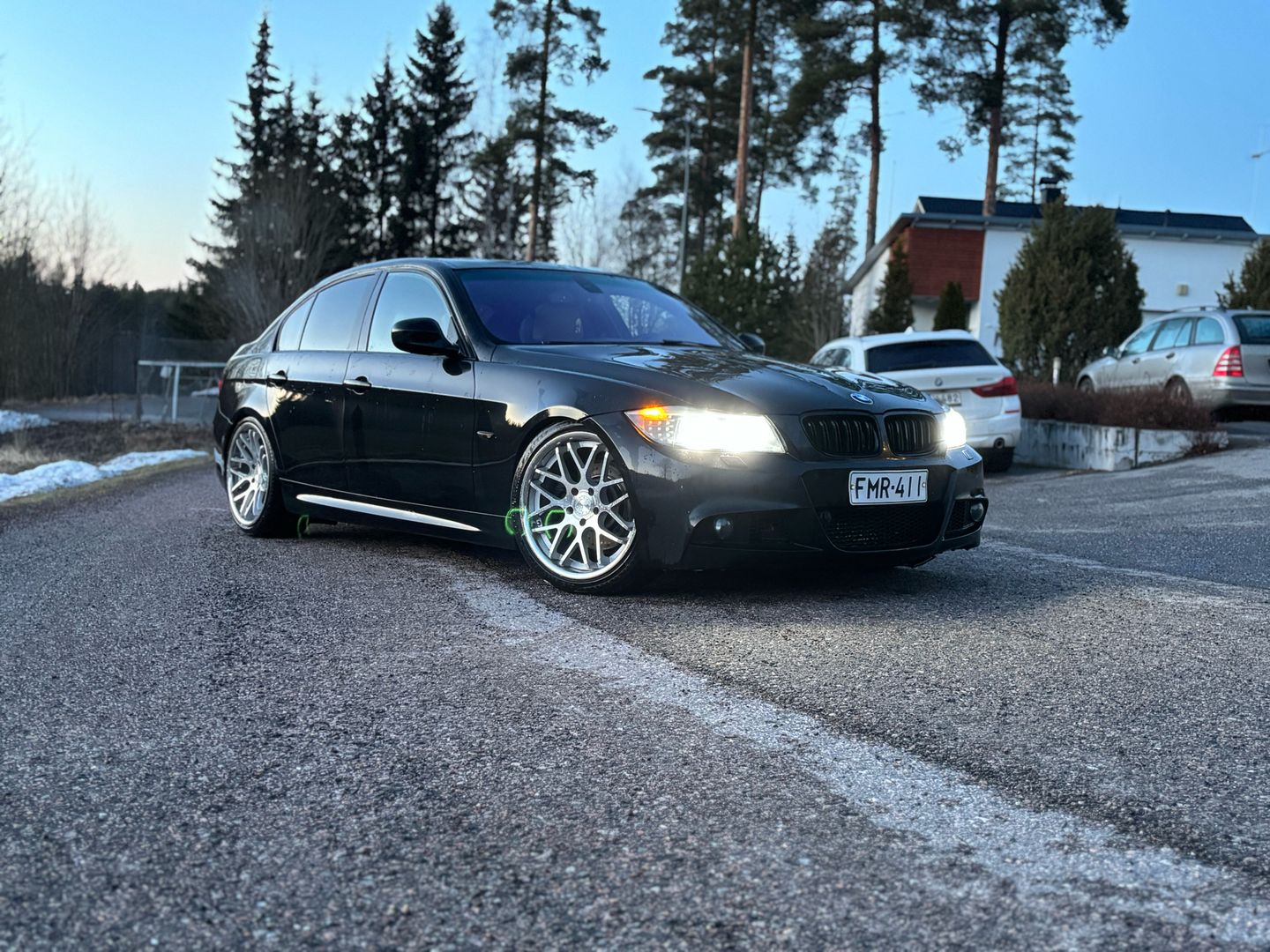 BMW 330