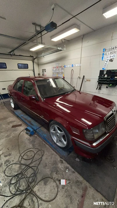 Mercedes-Benz 300 1989, photo 7/16