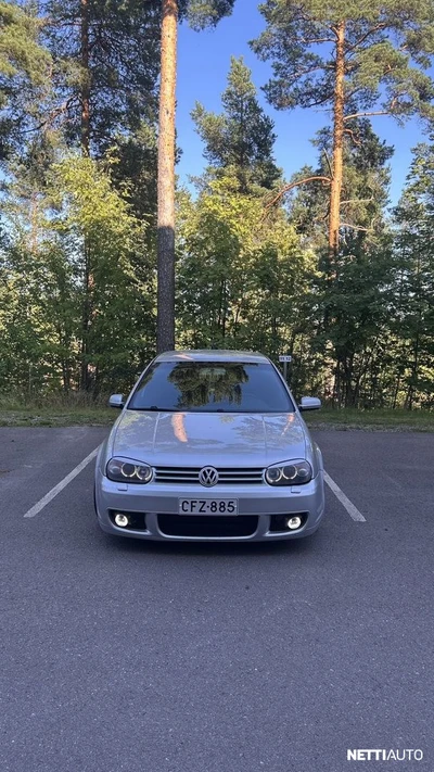 Volkswagen Golf 1,8 GTI Turbo 110 kW 5d 2003, photo 2/17