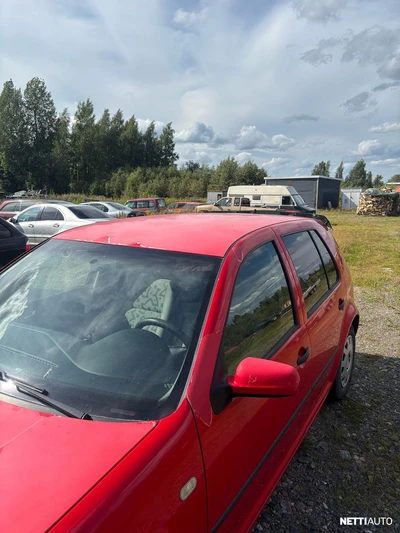 Volkswagen Golf 1999, kuva 7/8