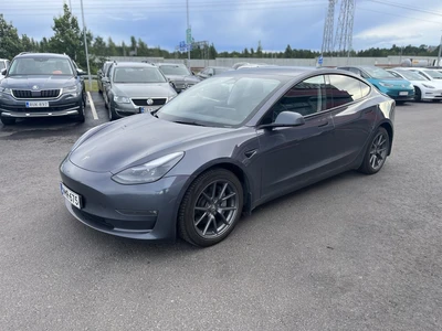 Tesla Model 3 Long Range 2022, kuva 2/9