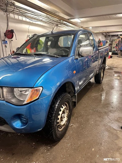 Mitsubishi L200 2008, photo 1/14