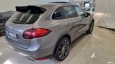 Porsche Cayenne 2013, kuva 5/24