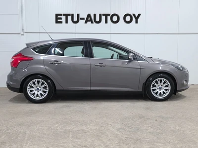 Ford Focus 2011, photo 4/14