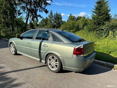 Opel Vectra GTS 2.2 hatchback automatic 2004, photo 2/12