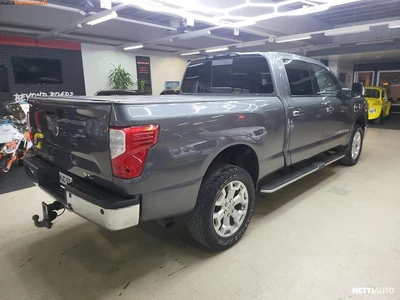 Nissan Titan XD SL 5.0 V8 Cummins 2016, photo 4/16