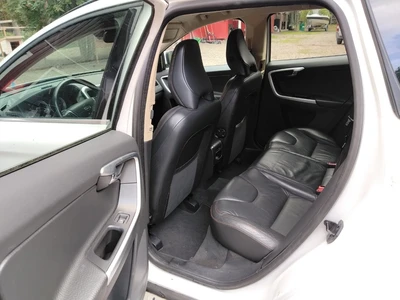 Volvo XC60 2011, kuva 4/10