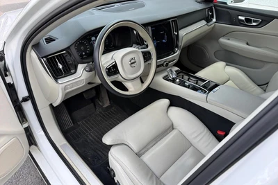 Volvo V60 2022, kuva 5/7