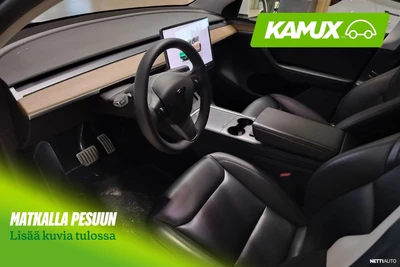 Tesla Model Y Performance 2022, photo 4/7