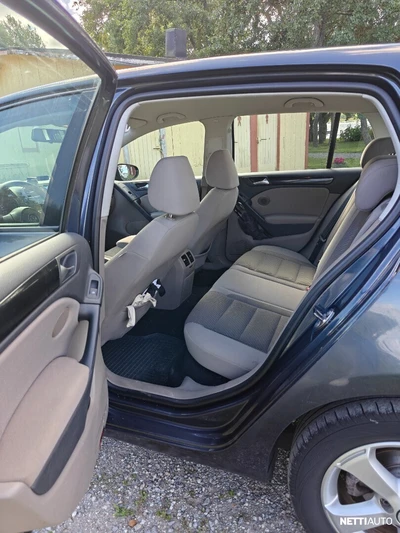 Volkswagen Golf 2010, kuva 5/10