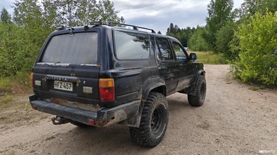 Toyota 4Runner 1992, kuva 4/9