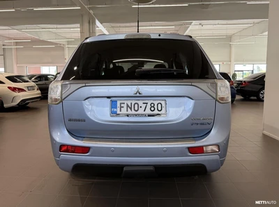 Mitsubishi Outlander PHEV 2014, kuva 4/20