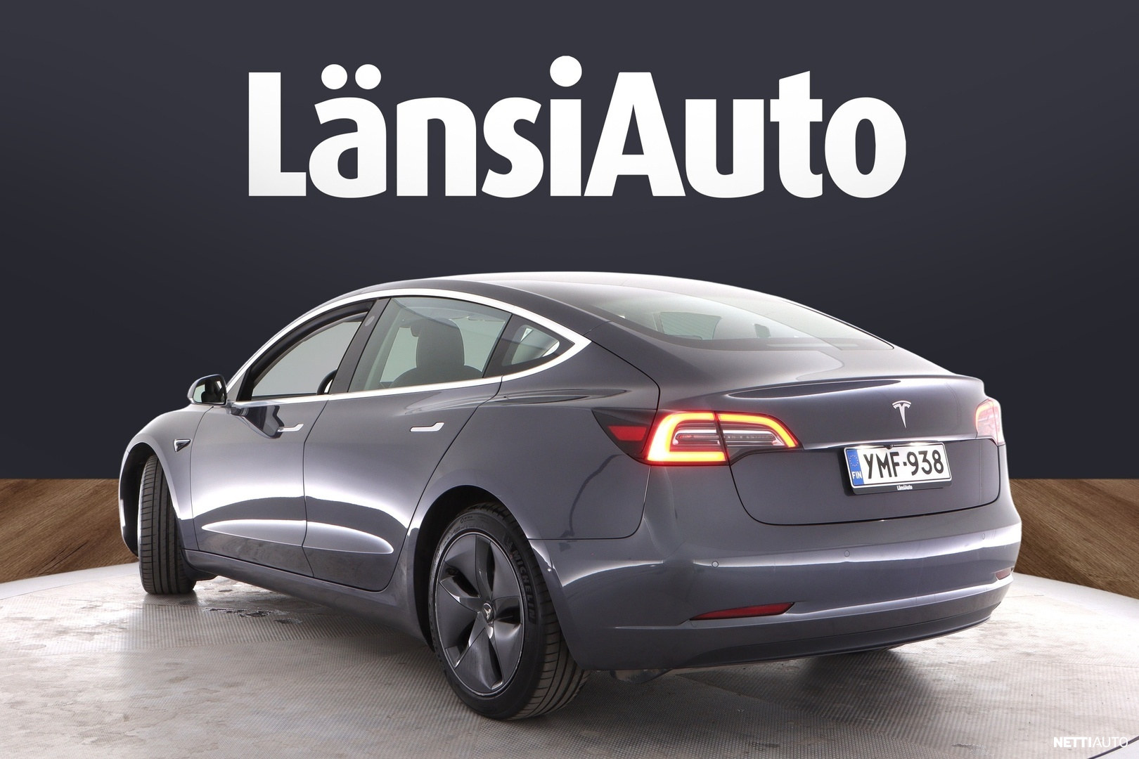 Tesla Model 3 2020, kuva 6/33