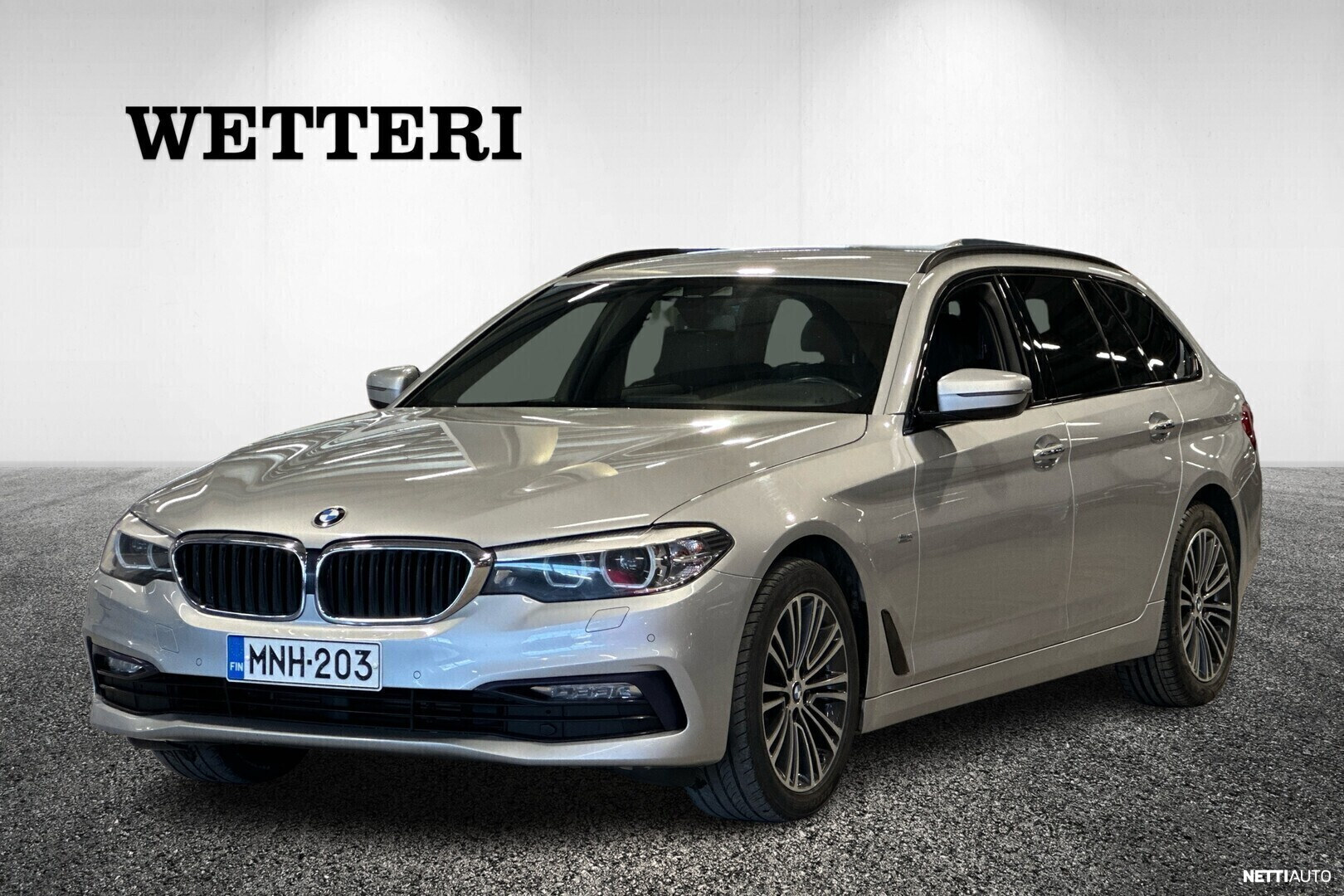 BMW 520