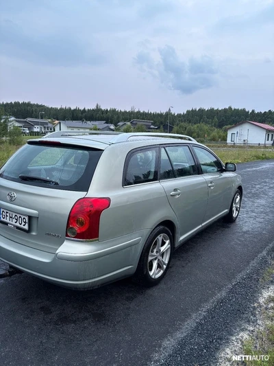 Toyota Avensis 2004, kuva 2/14