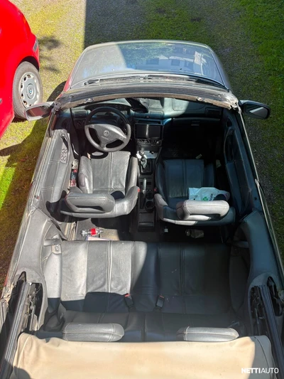 Opel Astra Bertone 1999, kuva 3/7
