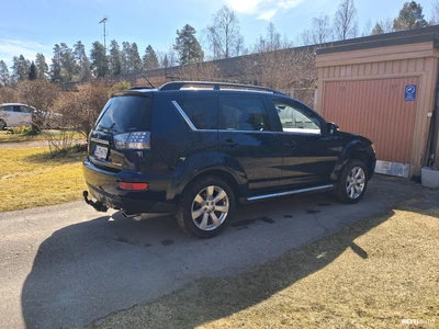 Mitsubishi Outlander 2011, photo 4/12