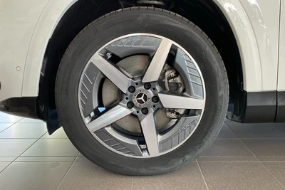 Mercedes-Benz GLB 2026, photo 6/10