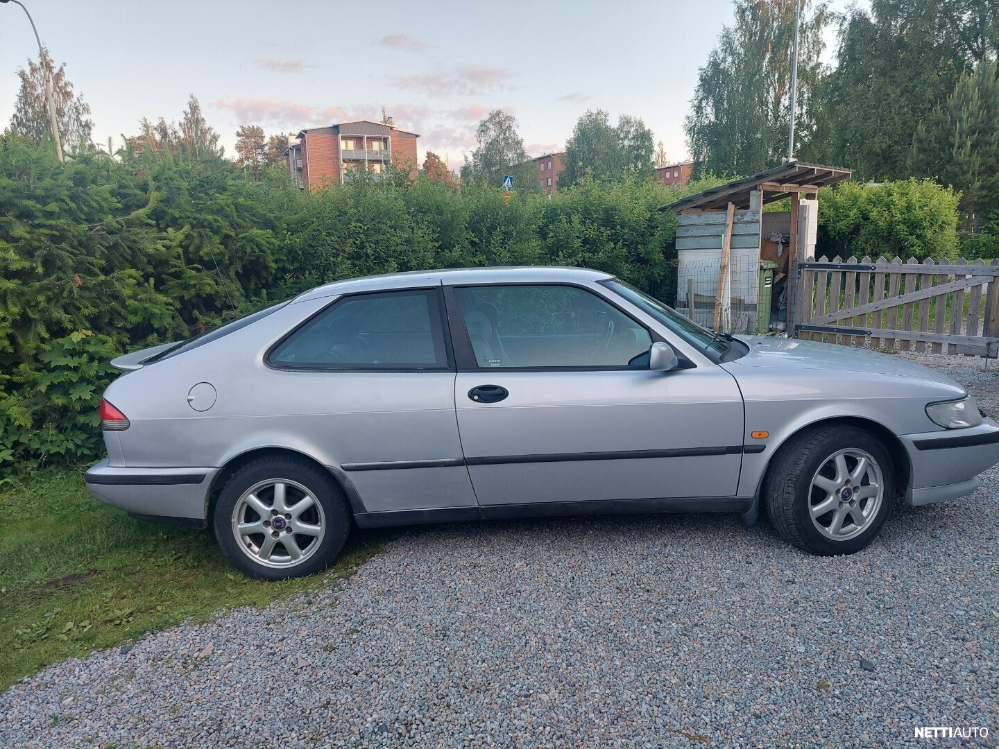 Saab 900 1997, kuva 2/17