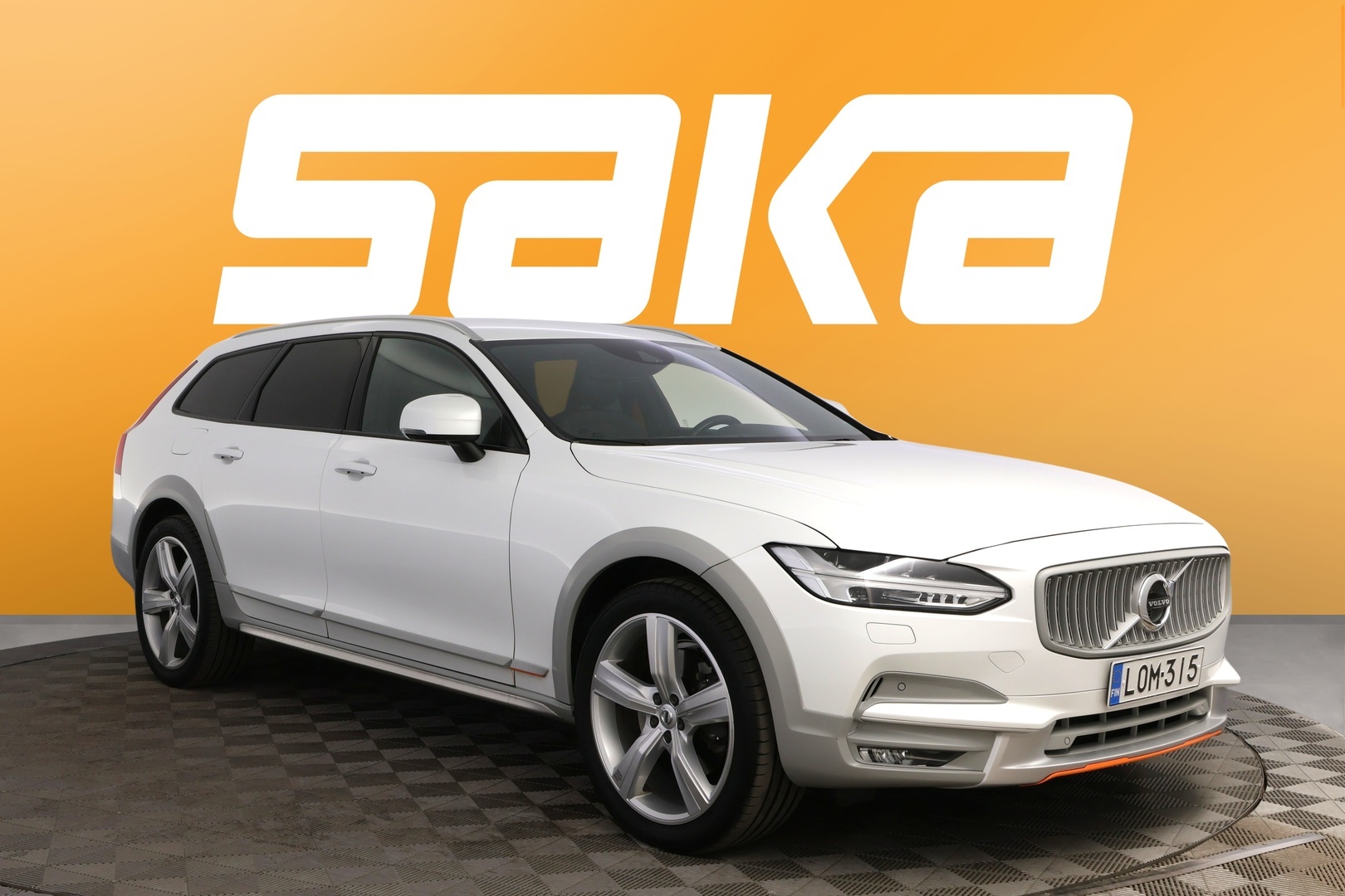 Volvo V90 Cross Country