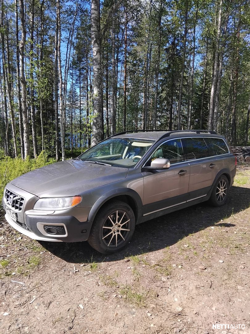 Volvo XC70