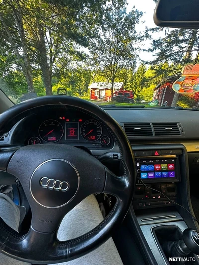Audi A4 2003, kuva 7/8