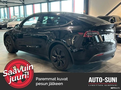 Tesla Model Y Long Range 2025, photo 4/8