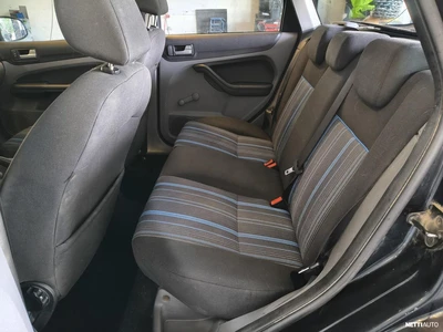 Ford Focus 2009, kuva 6/7