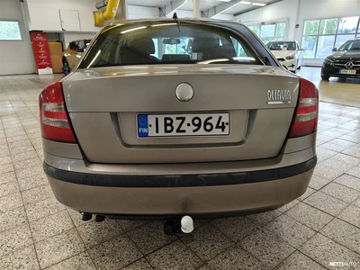 Skoda Octavia 1,9 TDI Elegance 2008, kuva 4/40