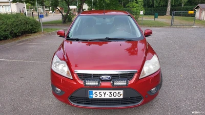 Ford Focus 1,6 100hv Trend M5 5-ovinen 2008, photo 3/24