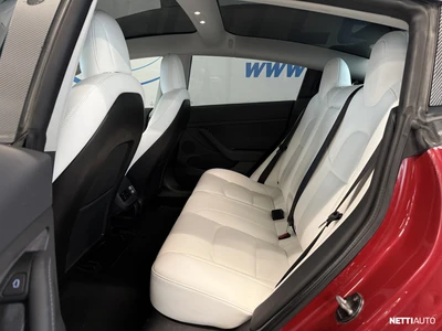 Tesla Model 3 2020, kuva 5/15