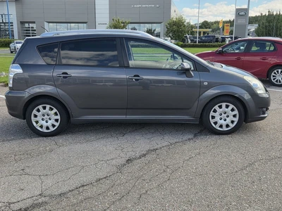 Toyota Corolla Verso 2008, kuva 4/9