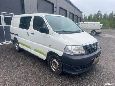 Toyota Hiace 2007, photo 2/6