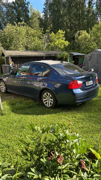 BMW 318 E90 2006, kuva 2/11