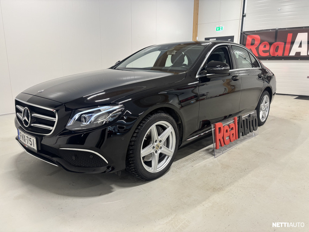 Mercedes-Benz E