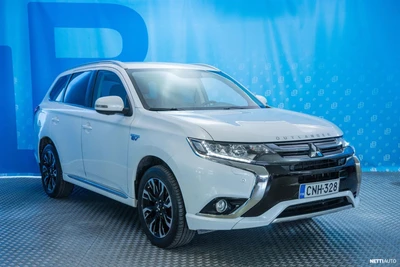 Mitsubishi Outlander PHEV 2016, kuva 3/26