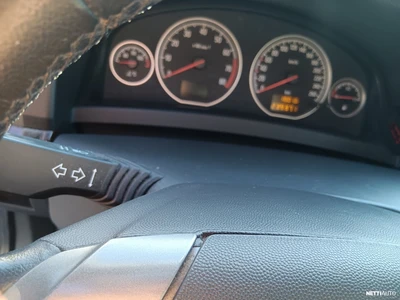 Opel Vectra Wagon 2,2 Direct Comfort 2005, kuva 8/8