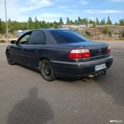 Opel Omega 2,2 16V Elegance 4d 1999, photo 4/6