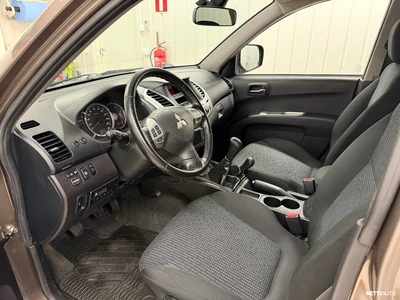 Mitsubishi L200 2015, photo 7/24