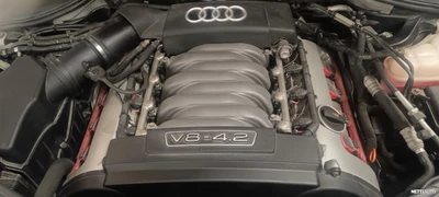 Audi A8 2004, photo 2/16