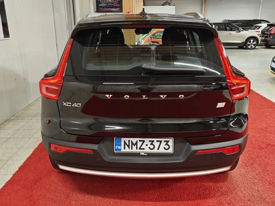 Volvo XC40 T5 TwE Core aut. WLTP 45 km 2023, photo 4/10