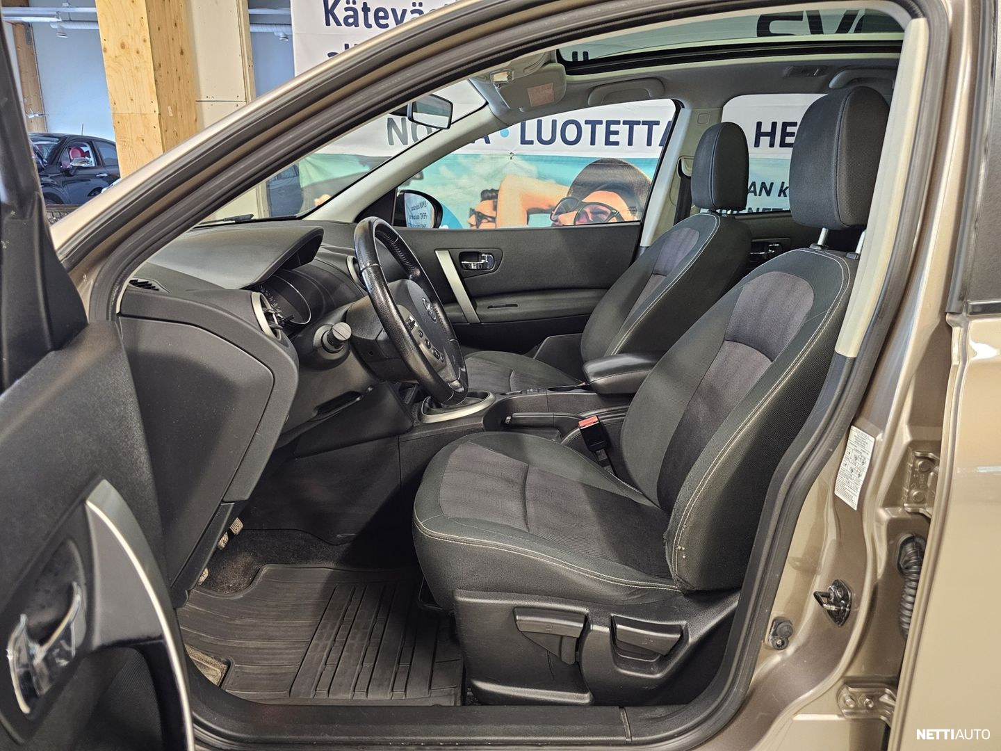 Nissan Qashqai+2 2012, photo 7/10