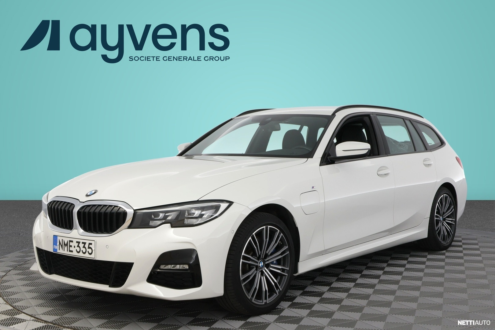 BMW 330