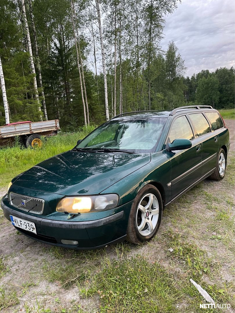 Volvo V70