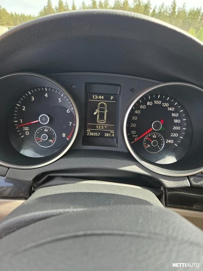 Volkswagen Golf 2010, kuva 7/8